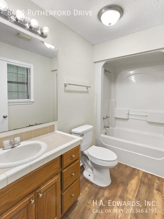 Photo - 8430 Rutherford Dr