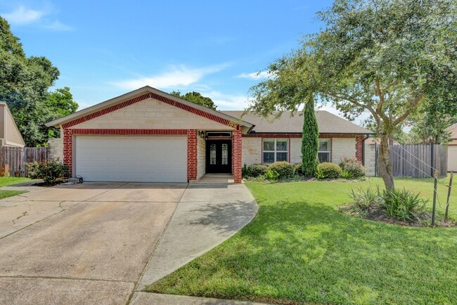 Photo - 831 Bradwell Dr