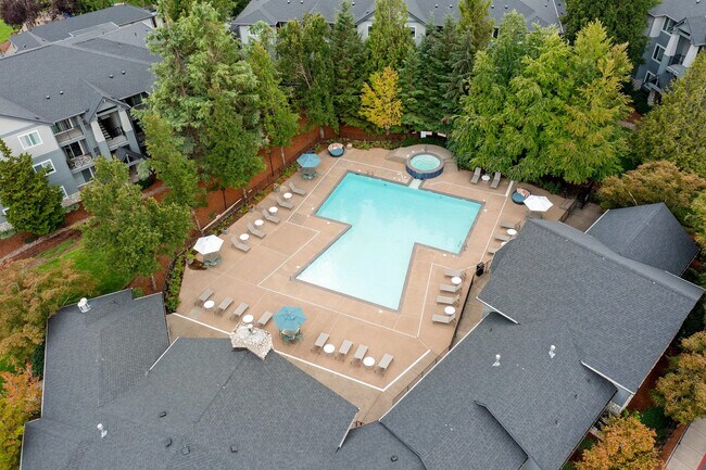 Altamont Summit Apartment Homes