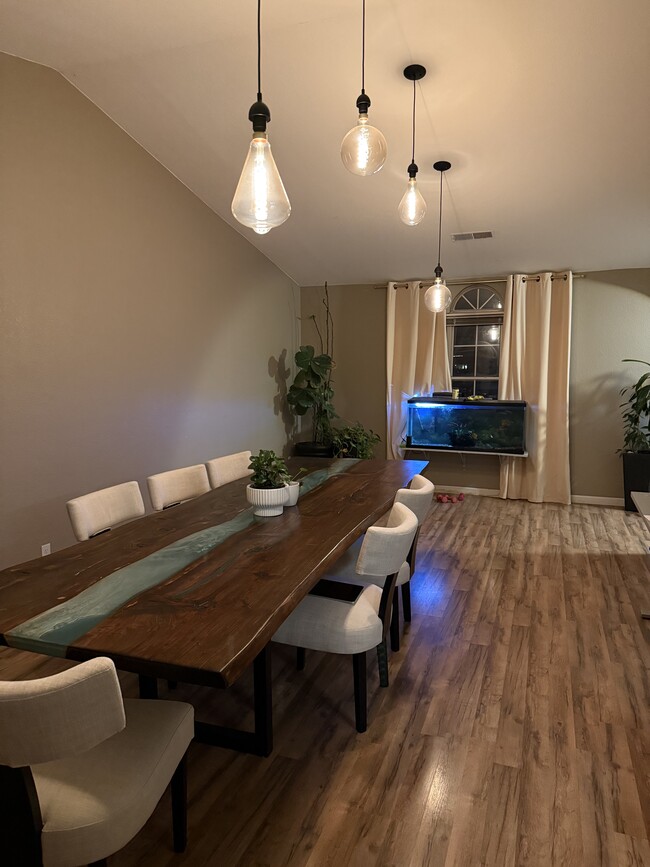 Photo - 1006 Acaciawood Ct