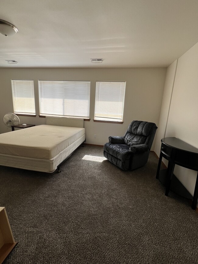 Photo - 1310 S Skyline Dr