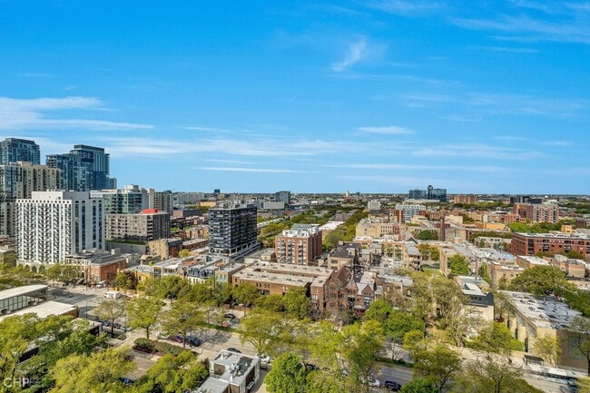 Photo - 1355 N Sandburg Terrace Unit 2005