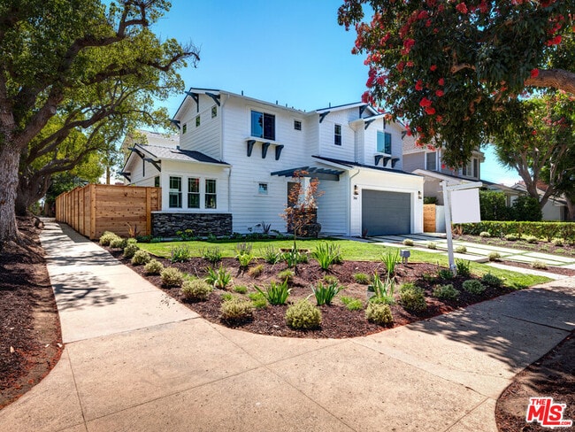 Photo - 744 N Almar Ave