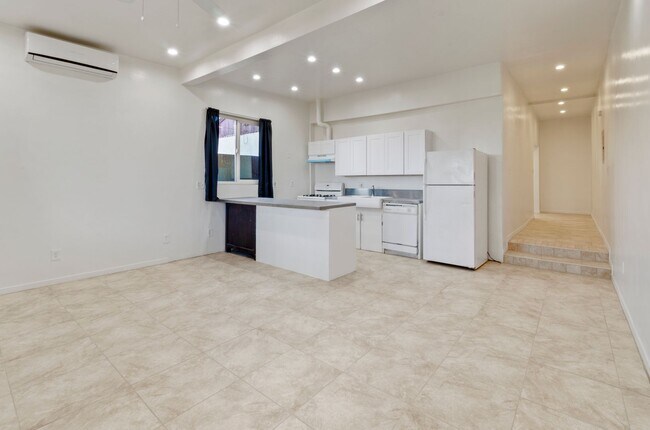 Building Photo - Edison - Sethi Unit 2