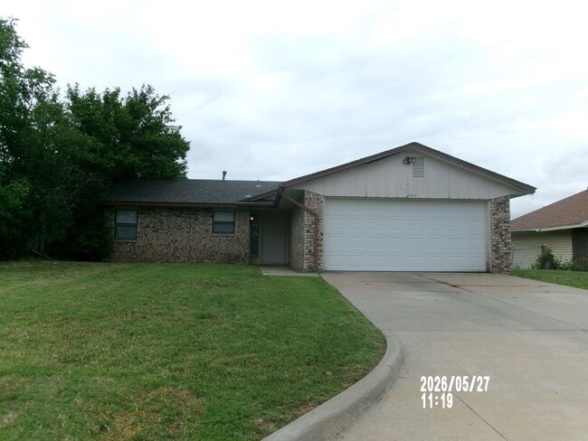 Building Photo - Now Available for Rent – Beautifully Updated Home In Lee West Estates!