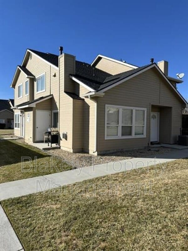 Midland Blvd, 149 N. Unit 104 - Midland Blvd, 149 N. House Unit 104