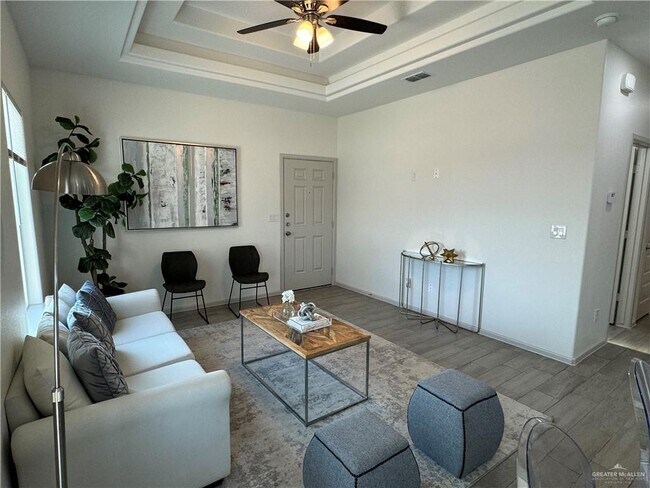 Photo - 7802 N 58th St Unidad 1