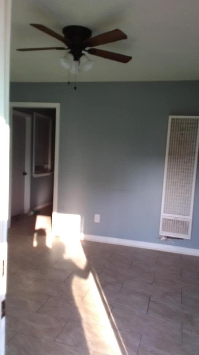 Photo - 1646 S Orleans St