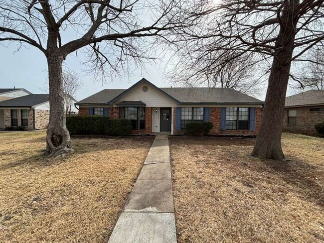 Building Photo - 1206 Devonshire Ln