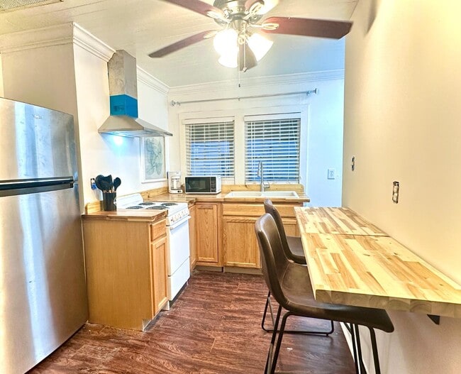 Photo - 3760 Addis Ln