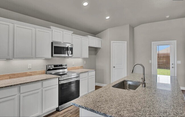 Photo - 13712 Avenue S