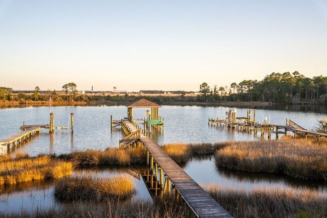 Photo - 2572 Gulf Breeze Ave