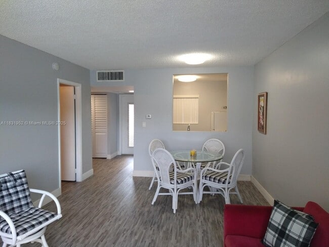 Photo - 5102 NW 36th St Unit 406