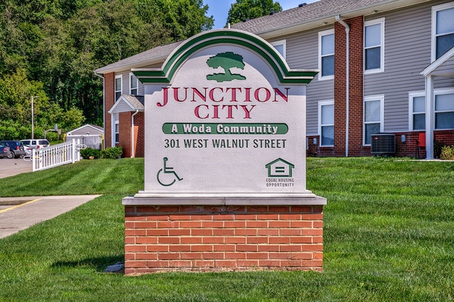 Junction City - Junction City Apartments