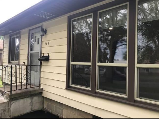 Photo - 702 S 4th St