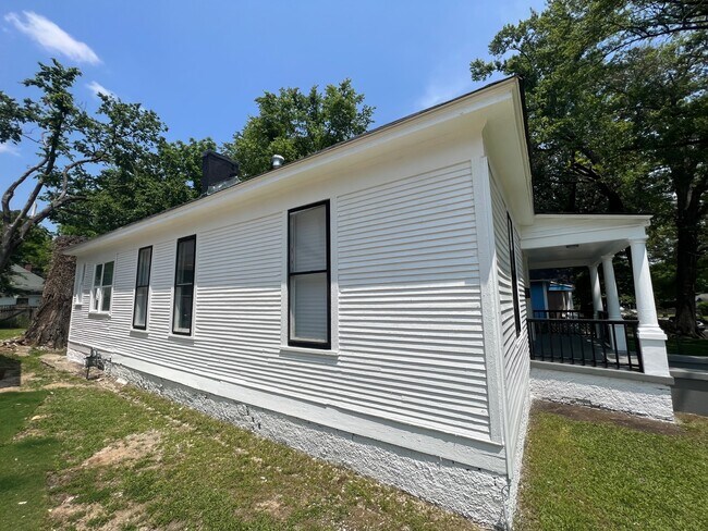 Photo - 1722 Euclid Ave
