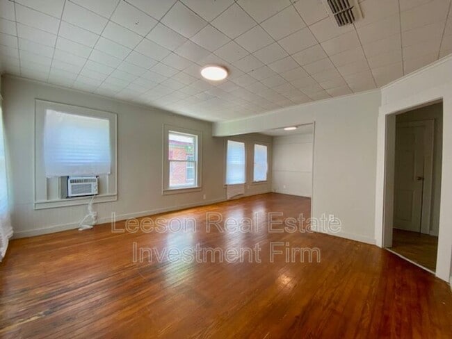 Photo - 1416 Natalie St