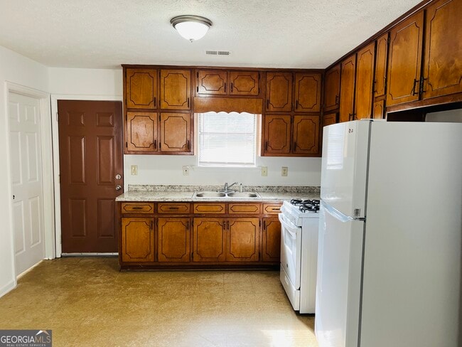 Photo - 814 E Tinsley St