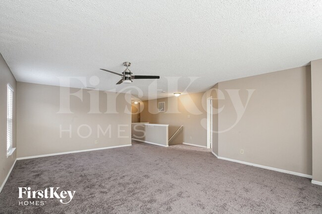 Photo - 8608 Hopewell Ct