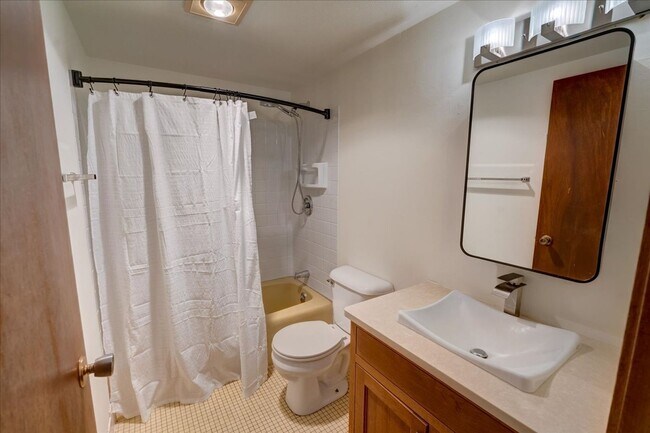 Photo - 6404 Maywood Ave Unit 6404 Maywood Ave