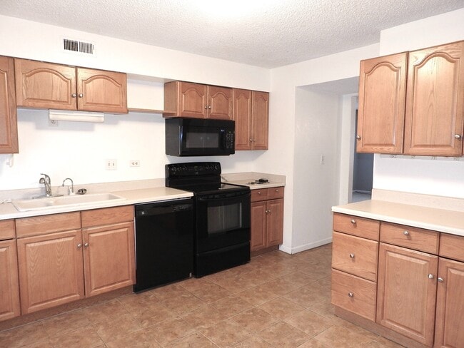 Photo - 9370 E Girard Ave