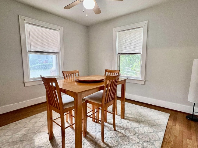 Photo - 511 Bowling St