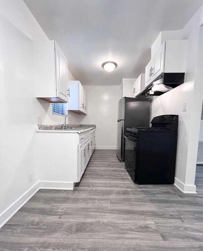 Photo - 1220 S Manhattan Pl Unit 6a