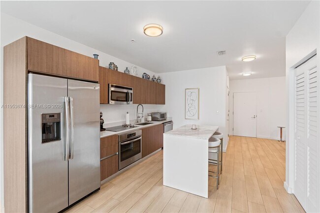 Photo - 1600 SW 1st Ave Unidad 807