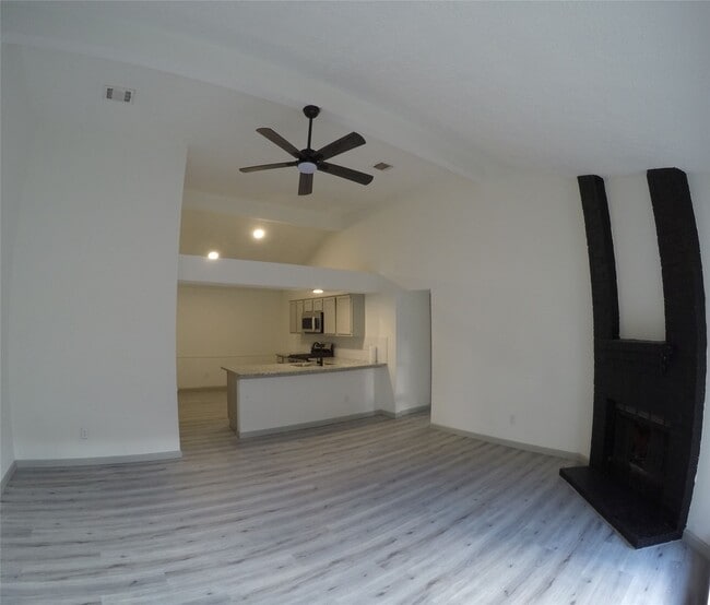 Photo - 9211 Golden Meadow Dr