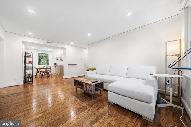 Photo - 2720 Ordway St NW Unidad 3