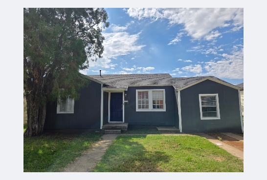 Building Photo - 2521 1st Pl Rental