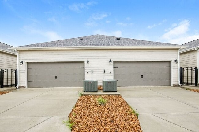 Photo - 2512 Elmcroft Ave