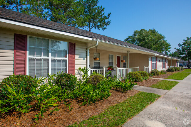 Building Photo - Holly Cove Apartments