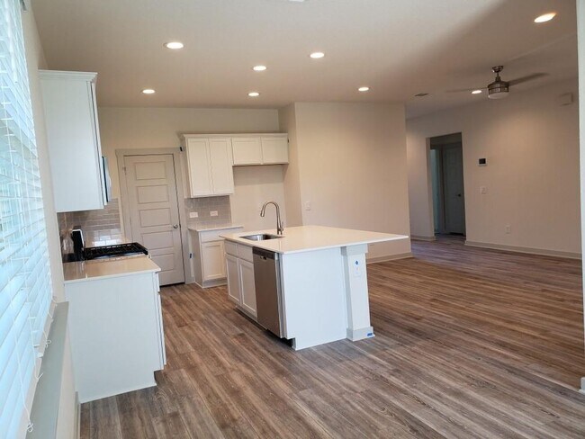 Photo - 205 Tequilana Pass