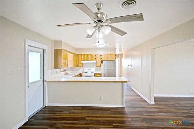 Building Photo - 4706 Dreibrodt Rd