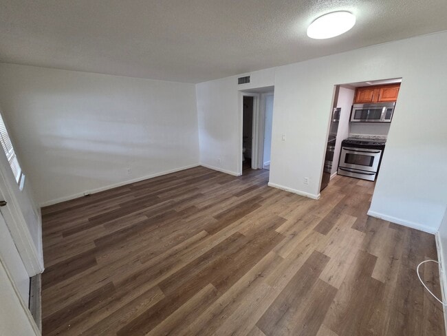 Photo - 224 SE 9th Ave