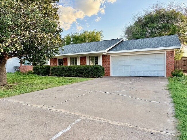 Photo - 2213 Culver Dr