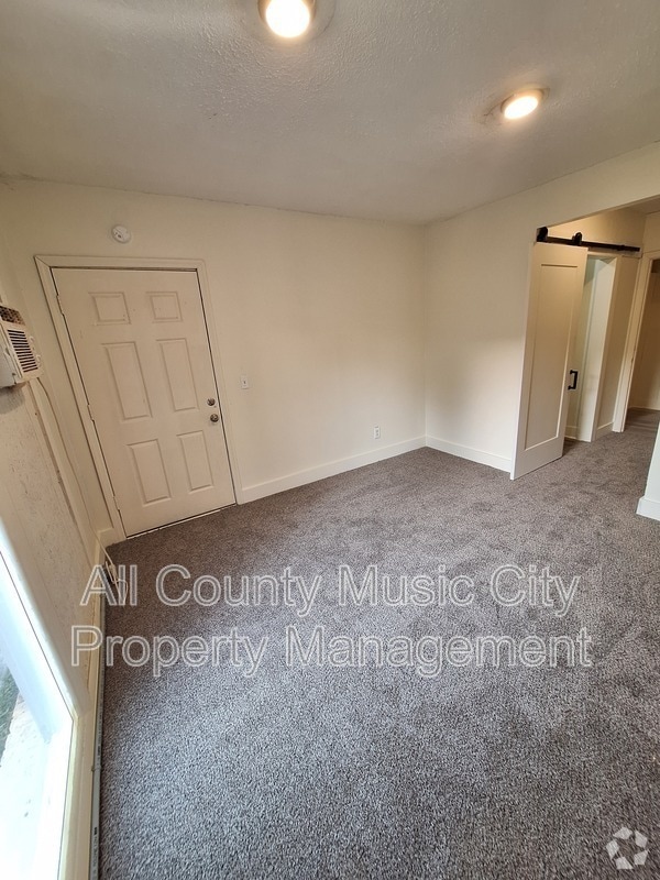 Building Photo - 105 Bonnabrook Dr Unit 205 Rental
