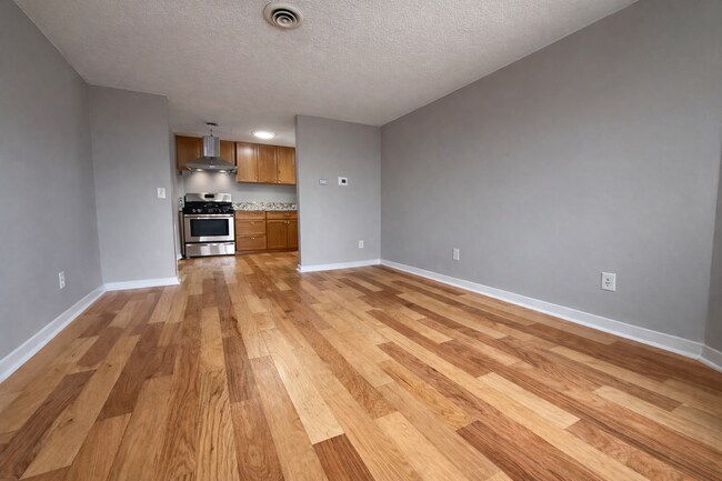 Photo - 331 Belleville Ave Unidad 1E