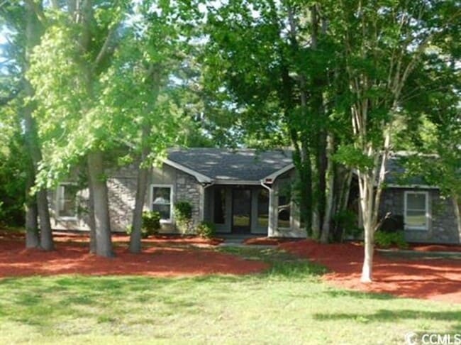 Building Photo - 51 Plantation Rd
