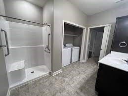 Photo - 809 E Briggs Dr