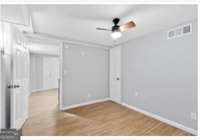 Photo - 477 Fairlane Cir NW