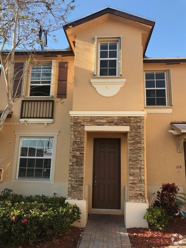 Building Photo - 3355 NE 13th Cir Dr Unit 107-28 Rental