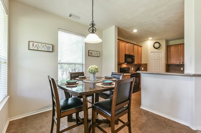 Photo - 14 Harbinger Ct