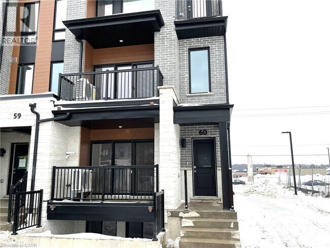 Photo - 525 Erinbrook Dr