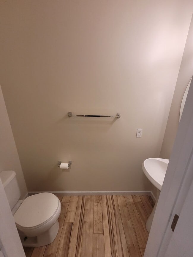 Photo - Beautiful 3bd/2.5ba 2 Story Home for Rent!