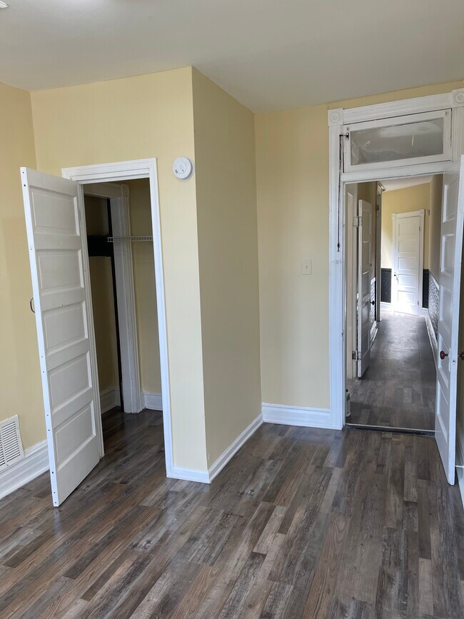 Back room - 2309 Avalon Ave