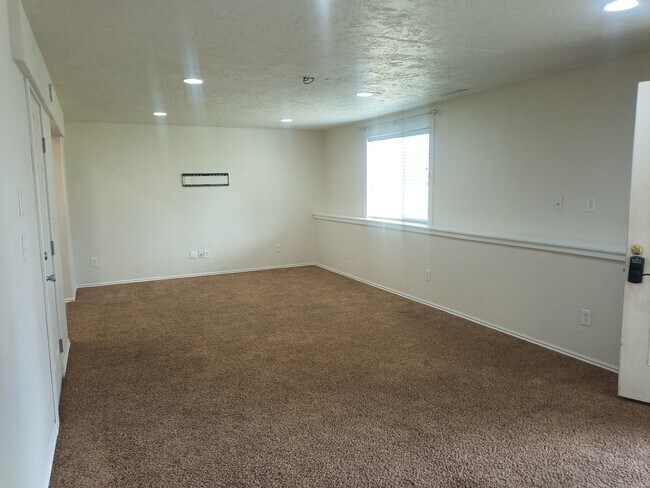 Photo - 9658 W Heather Rd