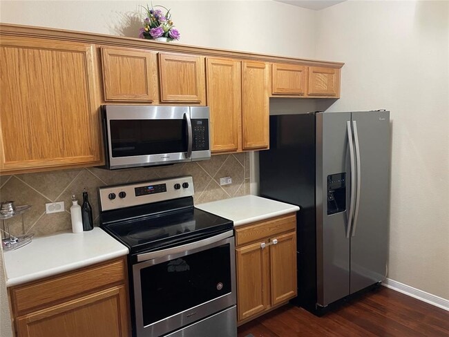 Photo - 700 Mandarin Flyway