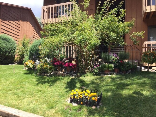 1 Bedroom 1 Bath with Garage - 1 Bedroom 1 Bath with Garage Condo